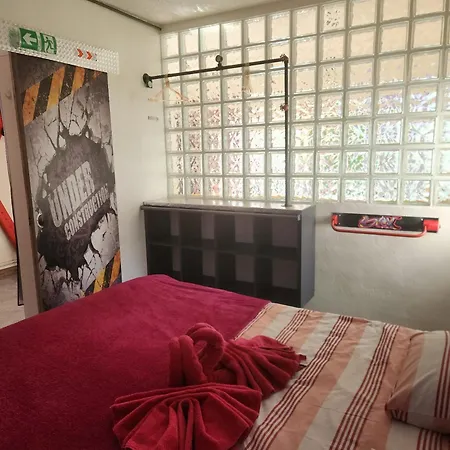 Large In Port Nature Village Apartment *